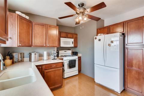 9725 Saint George St, Spring Valley, CA 91977 photo 5