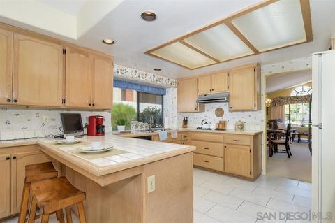 13195 Treecrest St, Poway, CA 92064 photo 11
