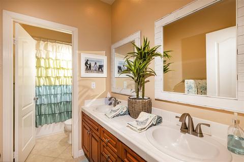7431 Capstan Dr, Carlsbad, CA 92011 photo 18