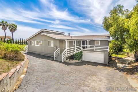 4559 Sleeping Indian Rd, Fallbrook, CA 92028 photo 2