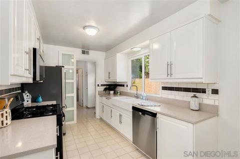 12253 Holland Rd, Poway, CA 92064 photo 2
