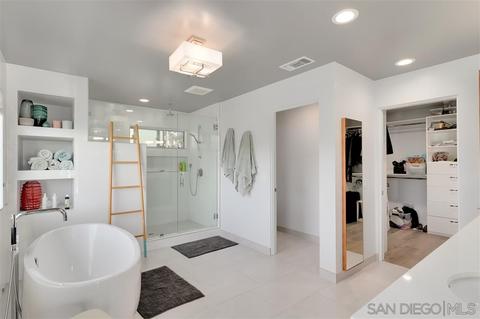 1562 Copa De Oro Dr, La Jolla, CA 92037 photo 12