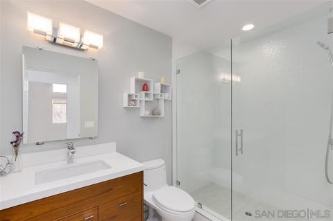 1562 Copa De Oro Dr, La Jolla, CA 92037 photo 20