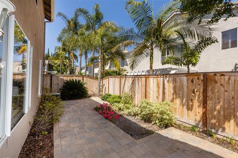 7742 Corte Marin, Carlsbad, CA 92009 photo 21