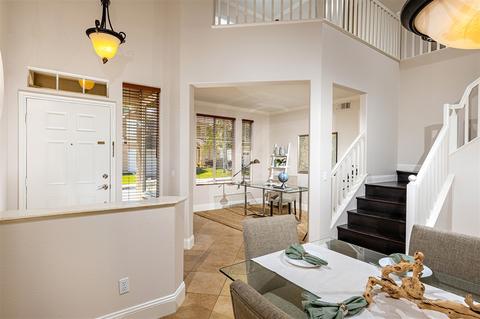 7742 Corte Marin, Carlsbad, CA 92009 photo 4