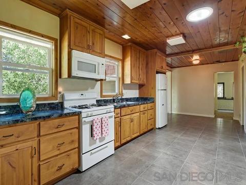 1318 Sunshine Trl, Julian, CA 92036 photo 6
