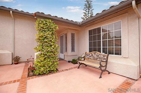 1421 Calle Marbella, Oceanside, CA 92056 photo 2