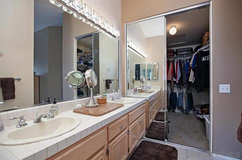 1421 Calle Marbella, Oceanside, CA 92056 photo 20