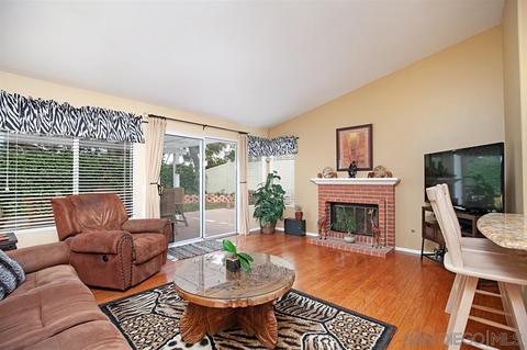 1421 Calle Marbella, Oceanside, CA 92056 photo 9