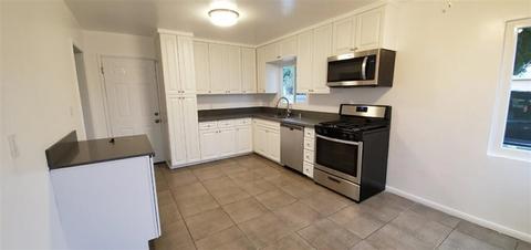 364 Chambers St, El Cajon, CA 92020 photo 4