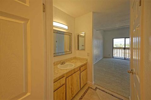 689 Ascot Dr, Vista, CA 92084 photo 7