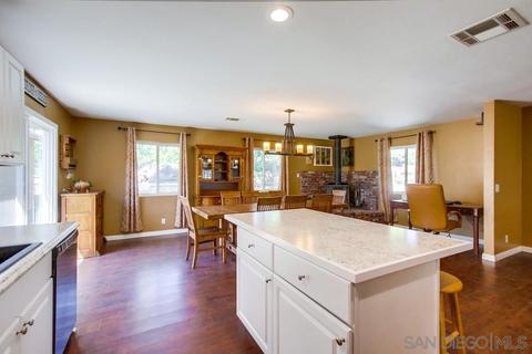 537 Amigos Rd, Ramona, CA 92065 photo 9