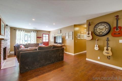 537 Amigos Rd, Ramona, CA 92065 photo 4
