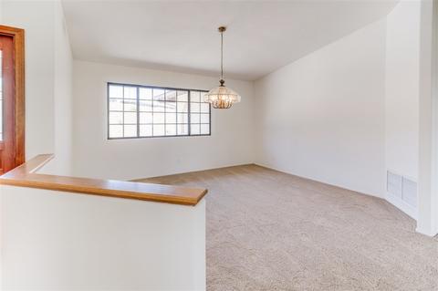 571 Lost Oak Ln, Escondido, CA 92025 photo 14