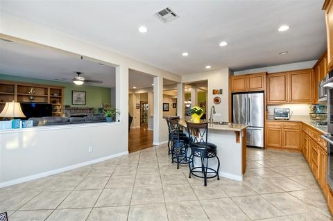 706 Vereda, San Marcos, CA 92069 photo 14