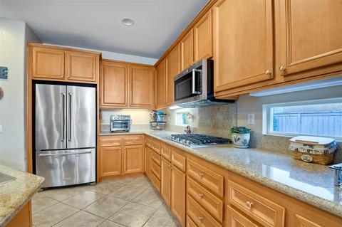 706 Vereda, San Marcos, CA 92069 photo 12