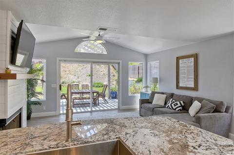 1688 Avenida Guillermo, Oceanside, CA 92056 photo 10