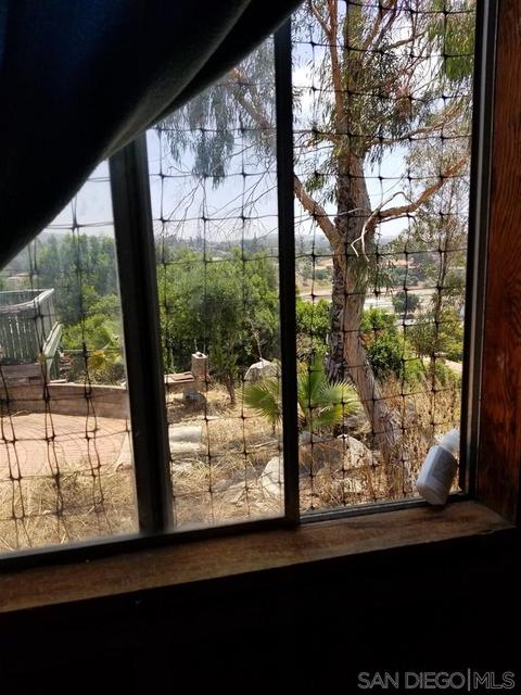 751 Hillside Ter, Vista, CA 92084 photo 2