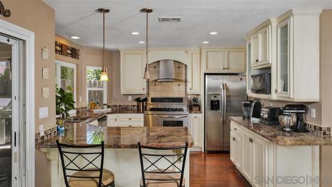1818 Bearcat Ln, El Cajon, CA 92019 photo 9
