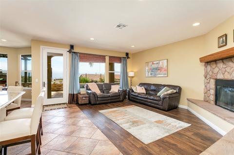 7079 Cordgrass Ct, Carlsbad, CA 92011 photo 4