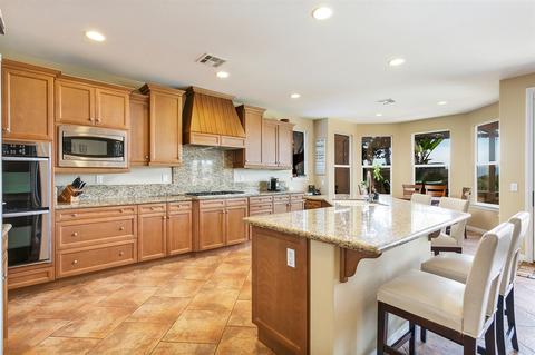 7079 Cordgrass Ct, Carlsbad, CA 92011 photo 5