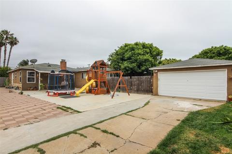 555 Davidson St, Chula Vista, CA 91910 photo 9