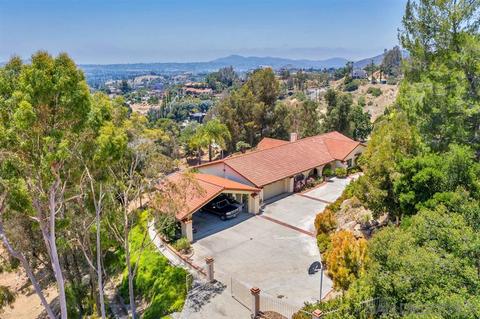 1691 Lotus Ln, El Cajon, CA 92021 photo 3