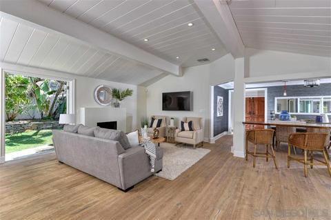 386 Mesa Way, La Jolla, CA 92037 photo 3