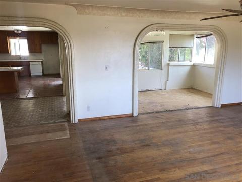 1126 W 12th Ave, Escondido, CA 92025 photo 3