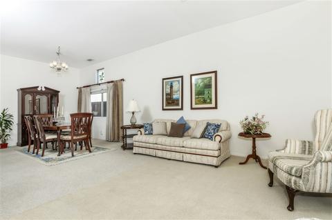 3873 Arista Way, Oceanside, CA 92058 photo 2