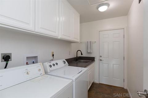 1435 Eagle Gln, Escondido, CA 92029 photo 16