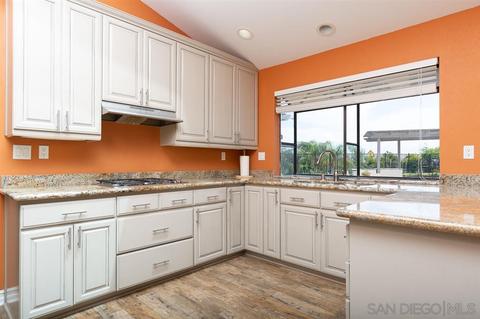 1435 Eagle Gln, Escondido, CA 92029 photo 6