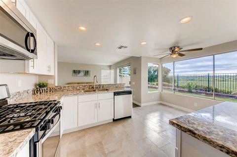 5380 Gooseberry Way, Oceanside, CA 92057 photo 6