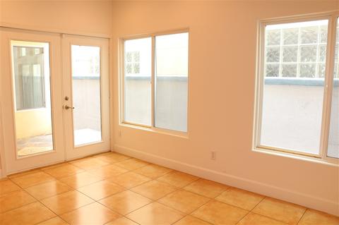 414 N Tremont, Oceanside, CA 92054 photo 5