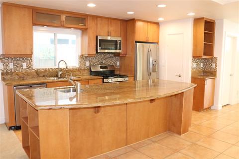 414 N Tremont, Oceanside, CA 92054 photo 3