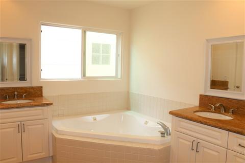 414 N Tremont, Oceanside, CA 92054 photo 14