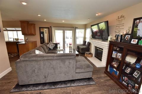 717 E J St, Chula Vista, CA 91910 photo 10