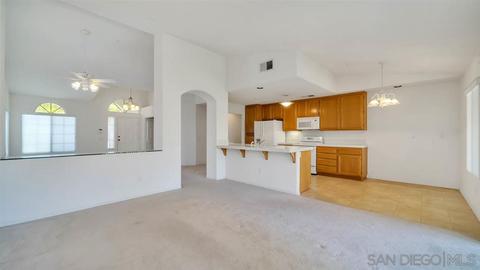8576 Clifford Heights Rd, Santee, CA 92071 photo 4