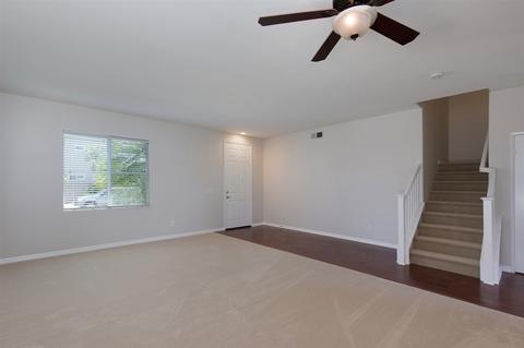 383 Alamo Way, Oceanside, CA 92057 photo 2