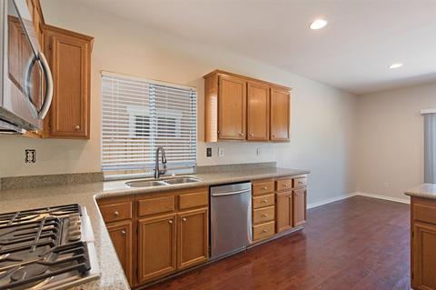 383 Alamo Way, Oceanside, CA 92057 photo 10