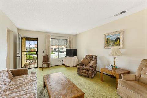 4556 Royal Oak Dr, Oceanside, CA 92056 photo 8