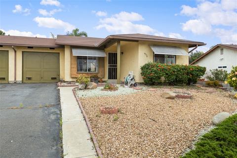4556 Royal Oak Dr, Oceanside, CA 92056 photo 4