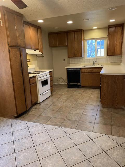 1120 Daisy St, Escondido, CA 92027 photo 8