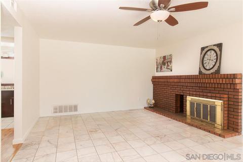 658 E J St, Chula Vista, CA 91910 photo 11