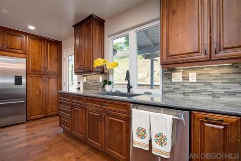 32075 Via Vera, Bonsall, CA 92003 photo 10