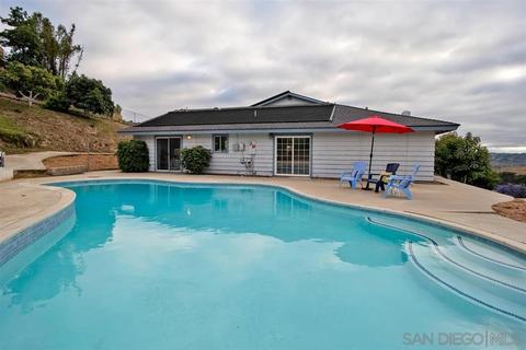 32075 Via Vera, Bonsall, CA 92003 photo 2