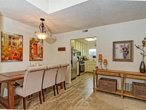 4541 Lambeth Ct, Carlsbad, CA 92010 photo 4