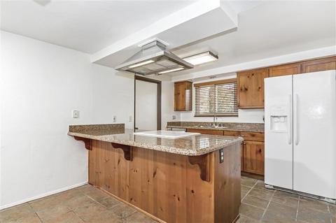 2103 Alexander Dr, Escondido, CA 92025 photo 9