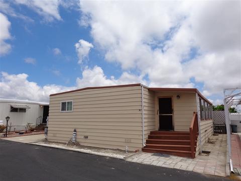27 Blue Sky Ln, Oceanside, CA 92056 photo 1