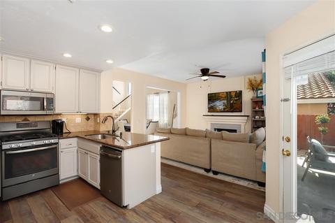 1215 Adobe Ter, Vista, CA 92081 photo 12